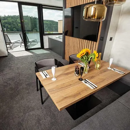 Hotel Kras 4*