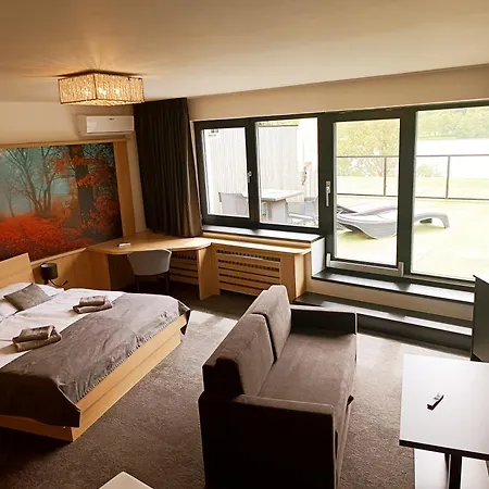 Hotel Kras 4*