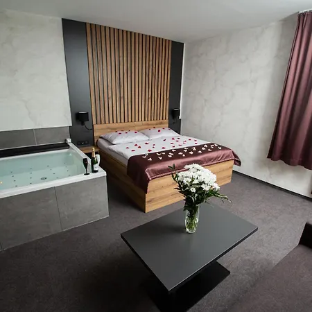 Kras Hotel