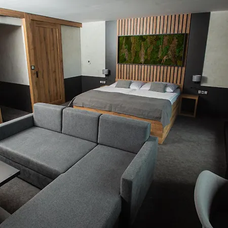 Kras Hotel 4*