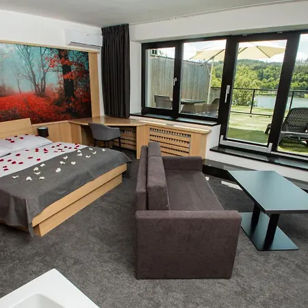 Hotel Kras 4*