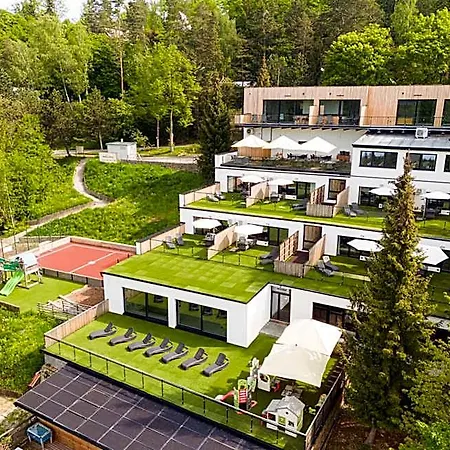 Hotel Kras 4*